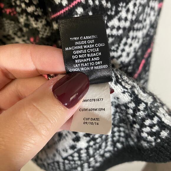 Torrid Fair Isle Open Front Knit Draped Cardigan Black White Pink Sz 3X - Picture 9 of 10